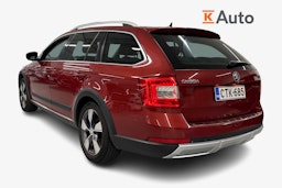 punainen Skoda Octavia 2015 kuva 2.