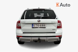 valkoinen Skoda Octavia 2015 kuva 3.