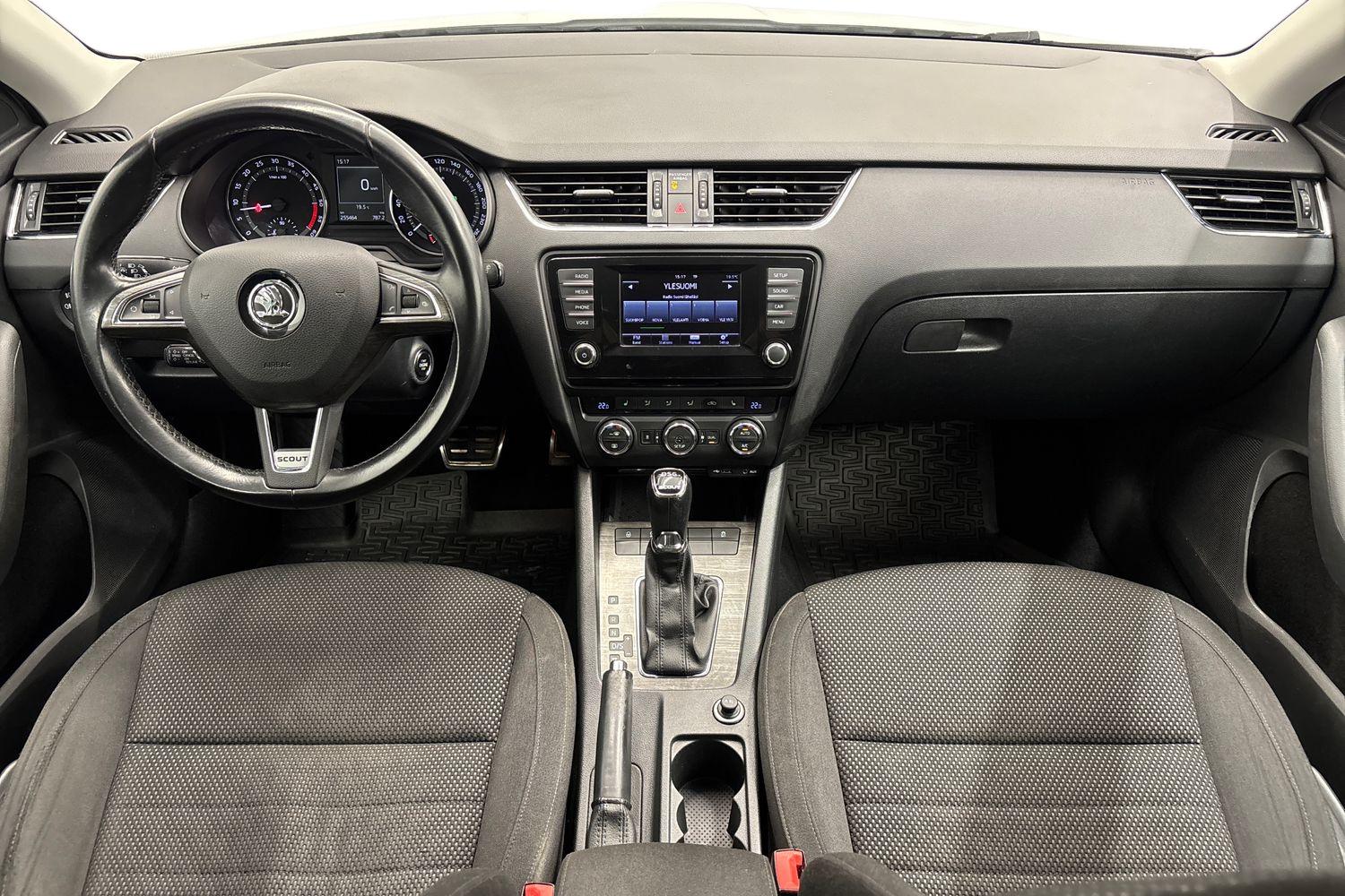 Skoda Octavia 2015, kuva 7/23