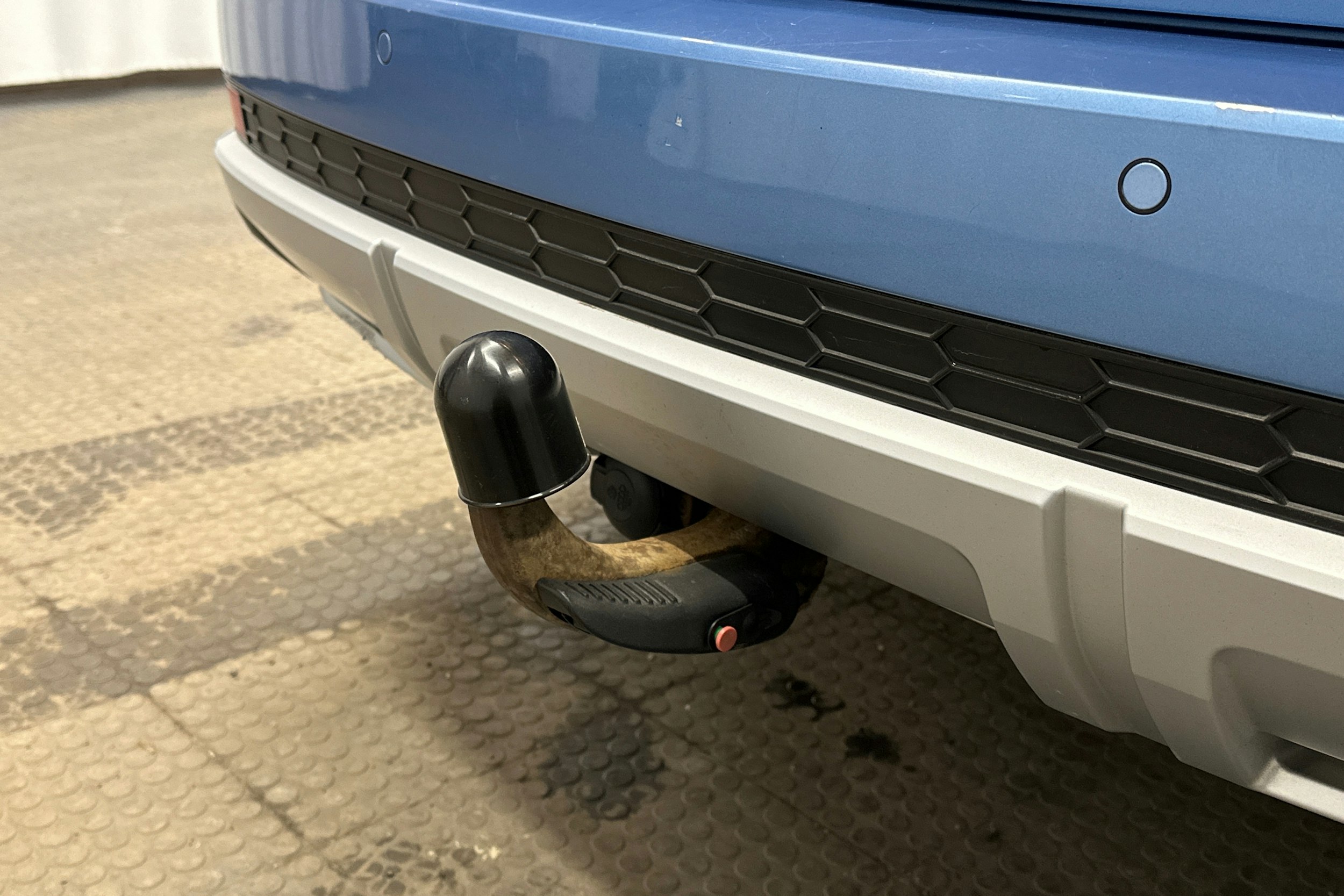 sininen Skoda Octavia 2015 kuva 16.