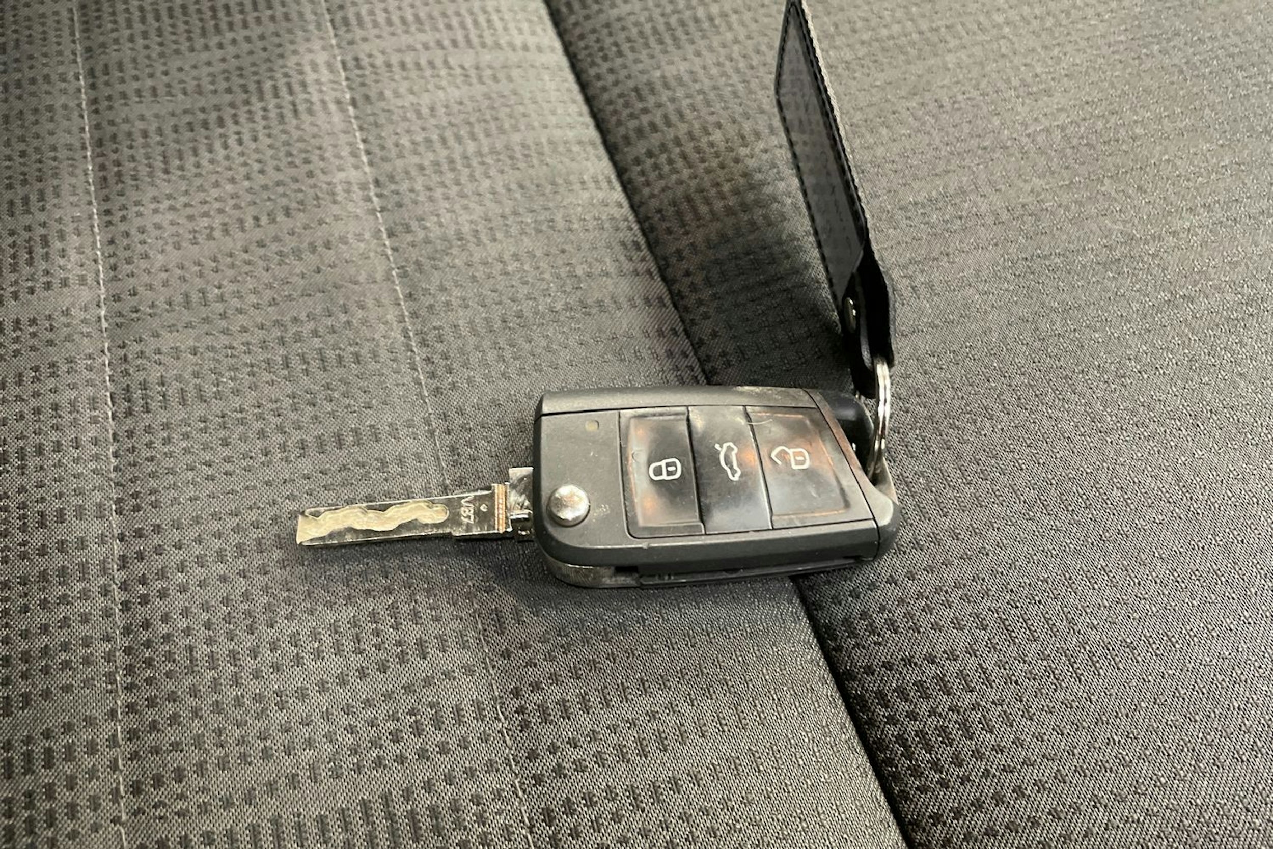 musta Skoda Octavia 2015 kuva 18.