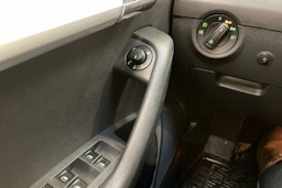 musta Skoda Octavia 2015 kuva 30.