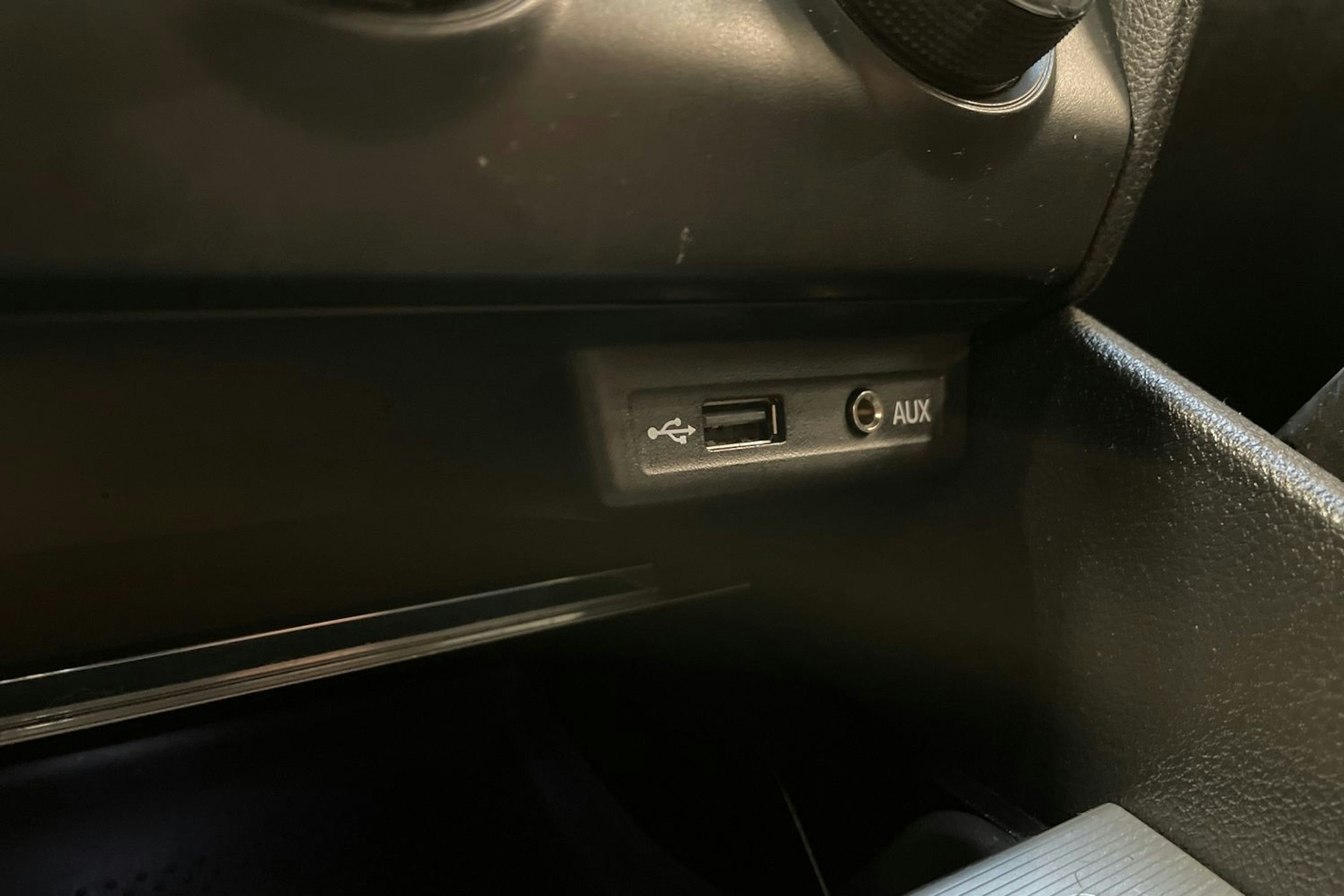 musta Skoda Octavia 2015 kuva 34.