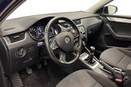Sininen Skoda OCTAVIA 2015 kuva 3.