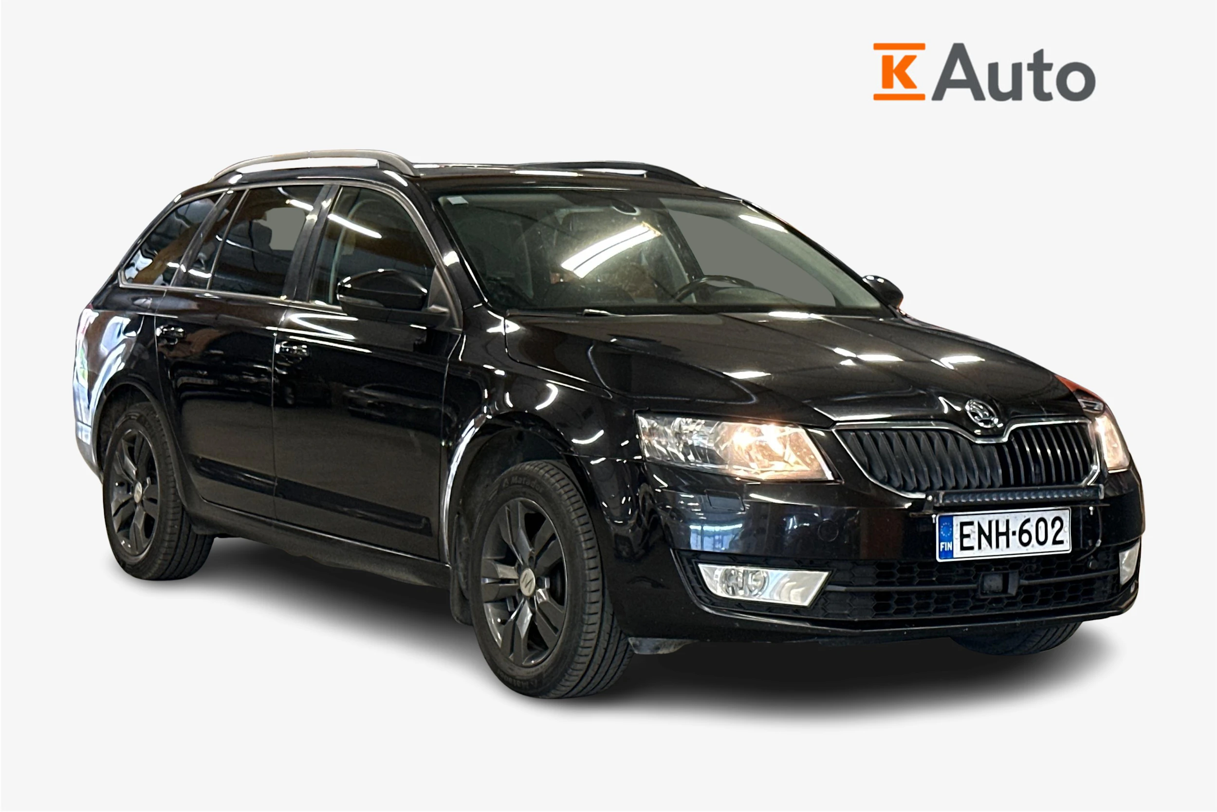 musta Skoda Octavia 2015 kuva 1.