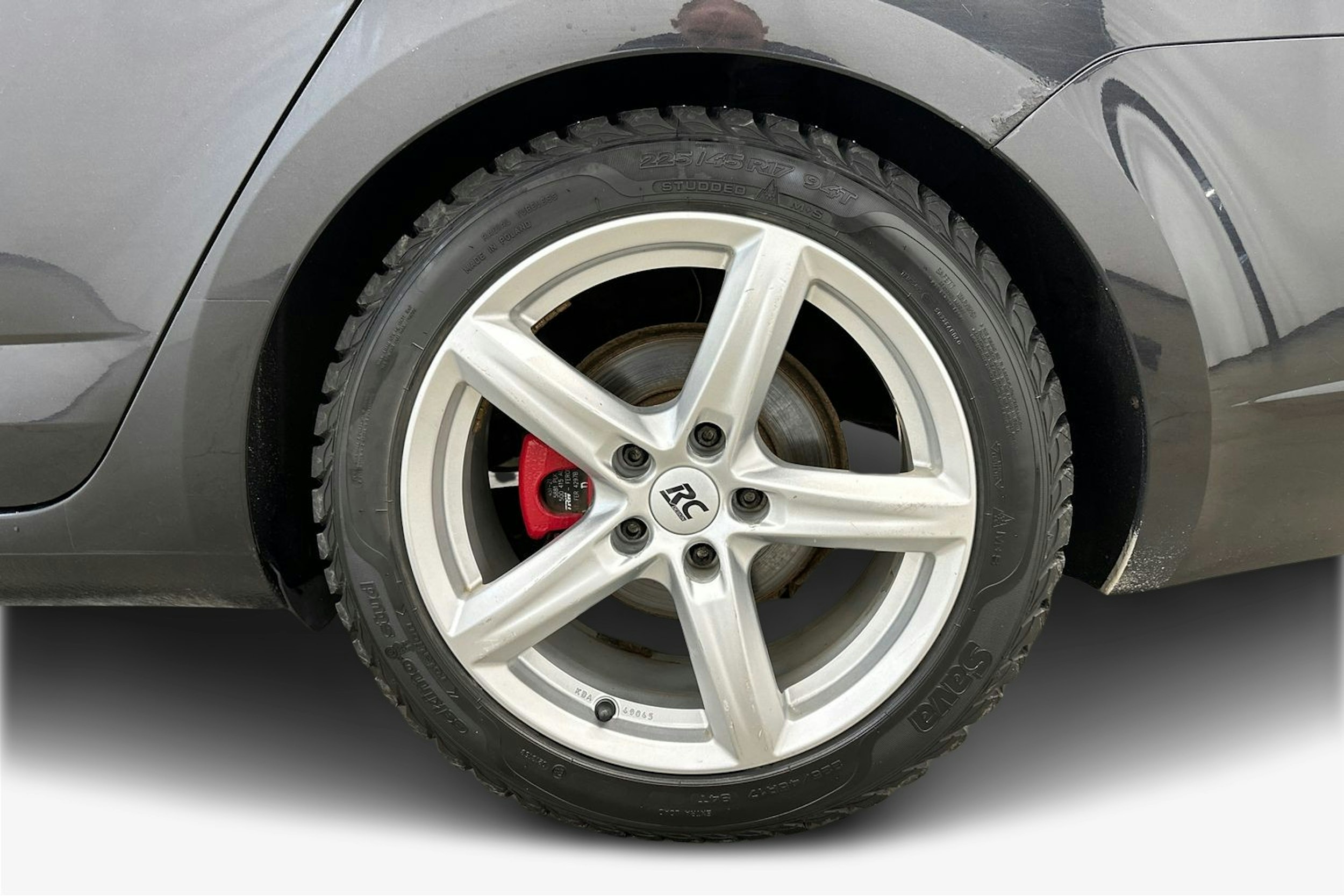 Musta Skoda OCTAVIA 2015 kuva 11.