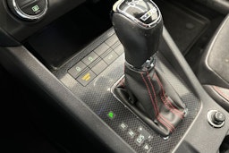 Musta Skoda OCTAVIA 2015 kuva 23.