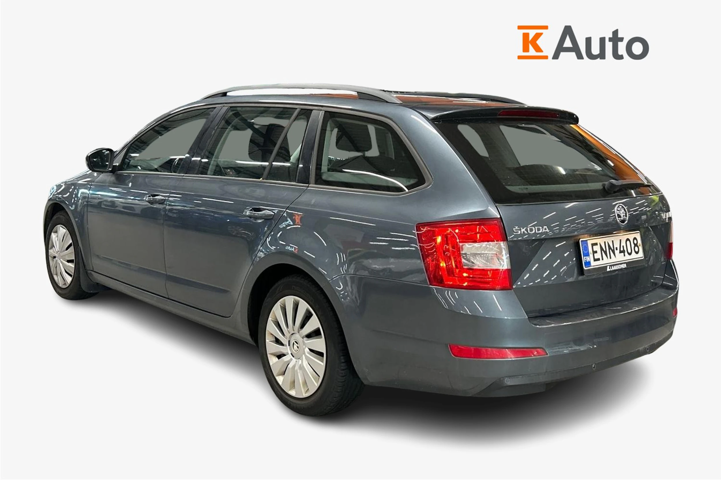 harmaa Skoda Octavia 2015 kuva 2.
