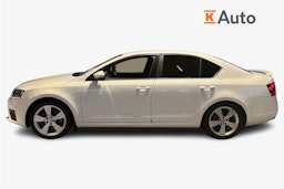 Valkoinen Skoda OCTAVIA 2015 kuva 6.