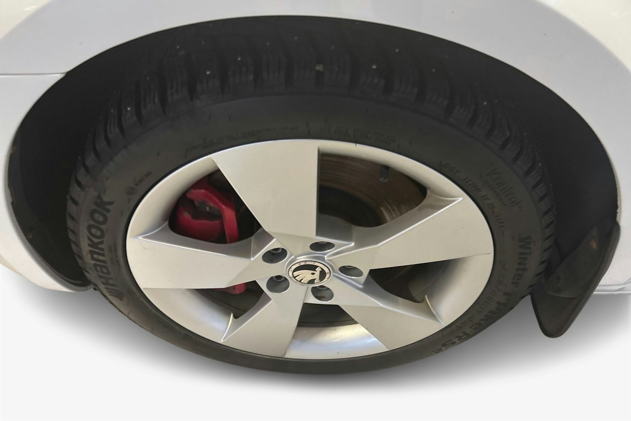 Valkoinen Skoda OCTAVIA 2015 kuva 11.