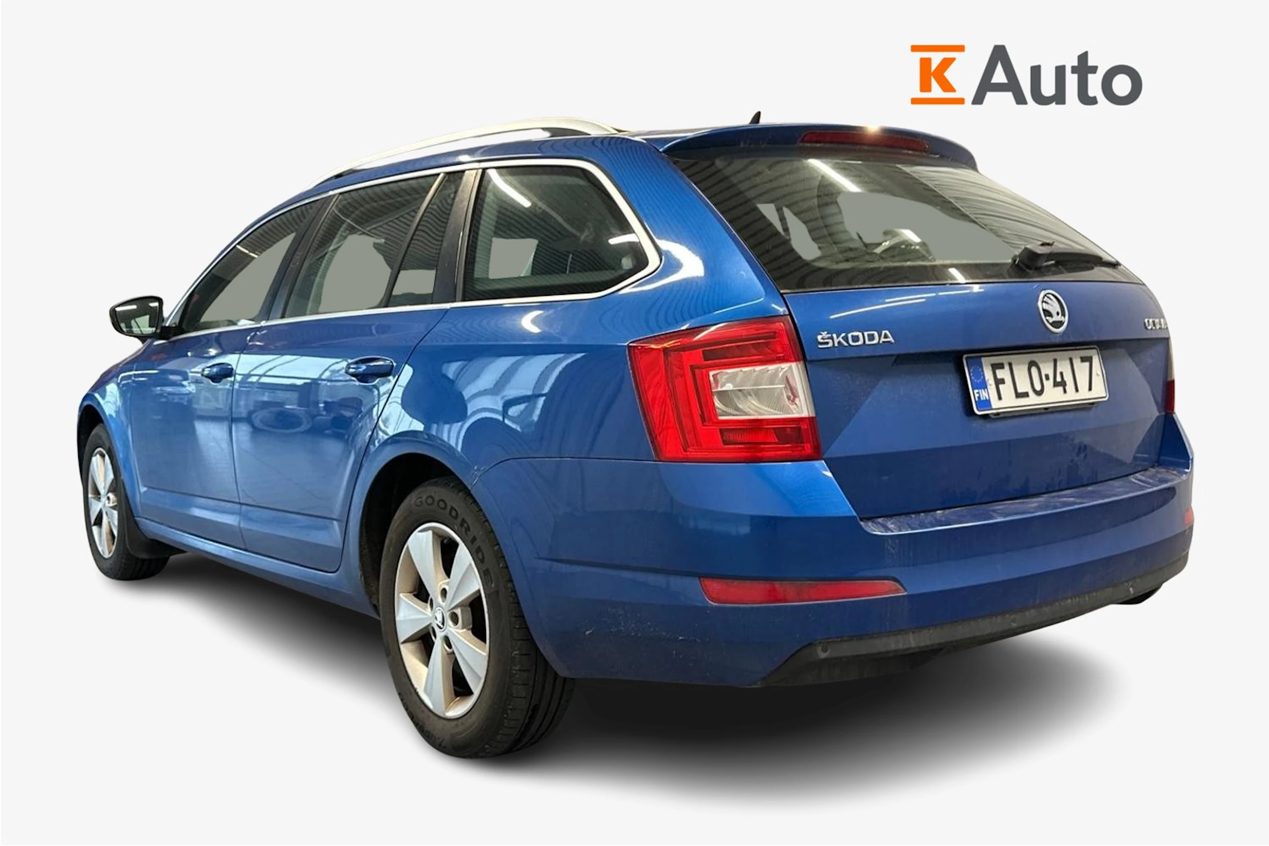 sininen Skoda Octavia 2015 kuva 2.