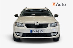 valkoinen Skoda Octavia 2015 kuva 5.