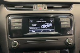 valkoinen Skoda Octavia 2015 kuva 15.