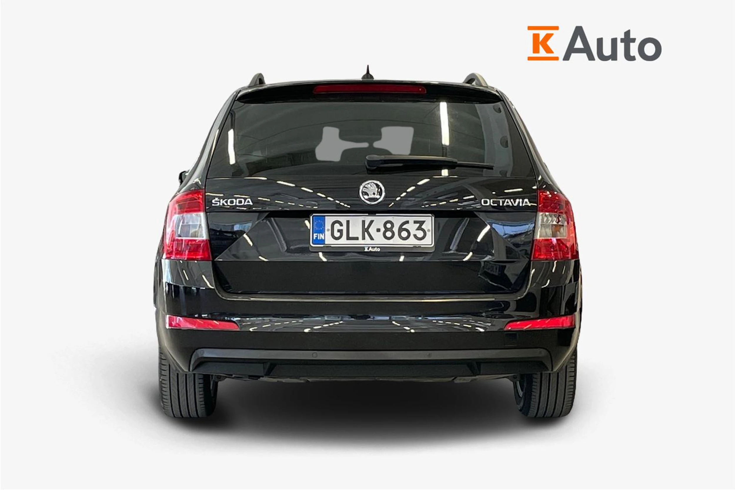 musta Skoda Octavia 2015 kuva 4.
