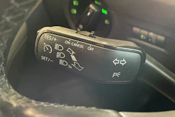 valkoinen Skoda Octavia 2015 kuva 14.