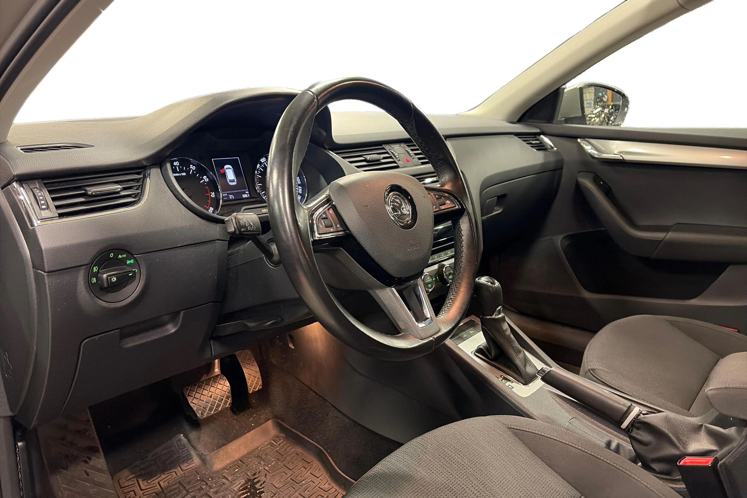 ruskea (beige) Skoda Octavia 2016 kuva 3.