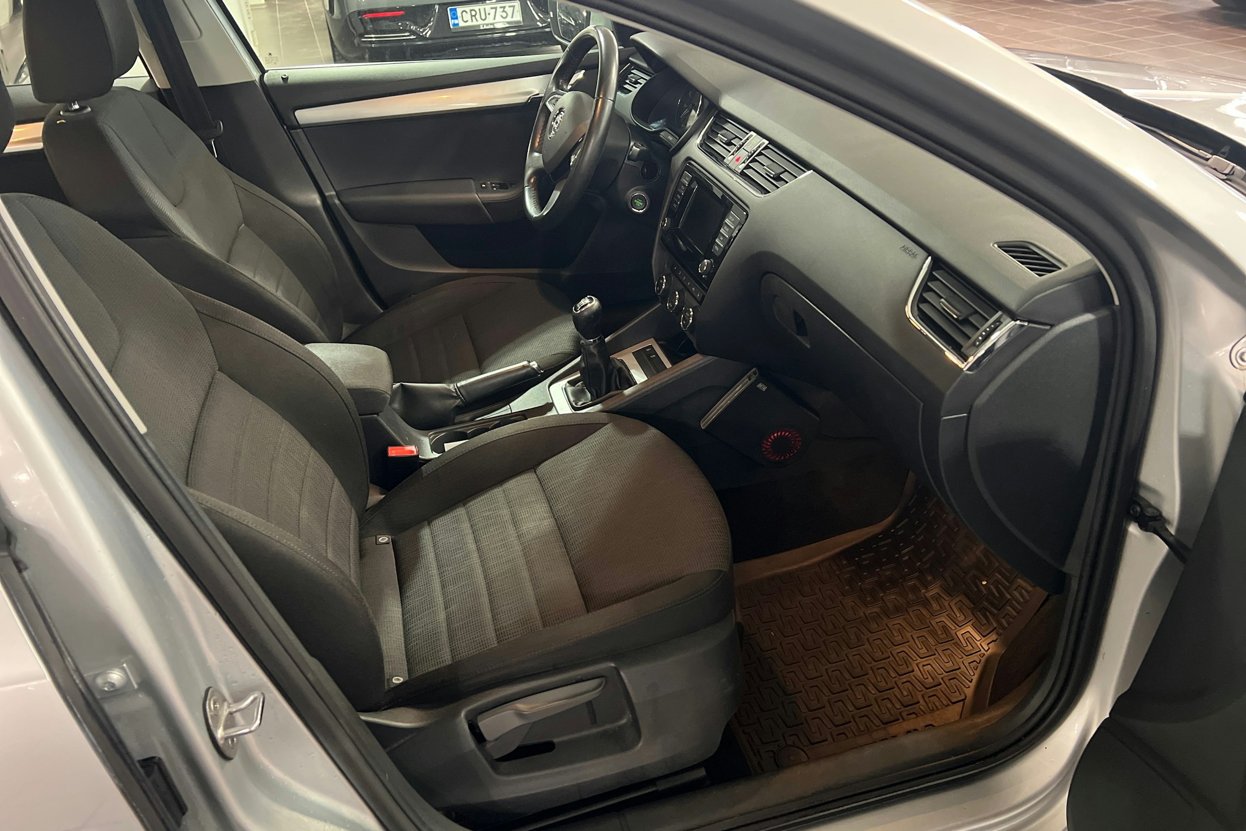 hopea Skoda Octavia 2015 kuva 16.