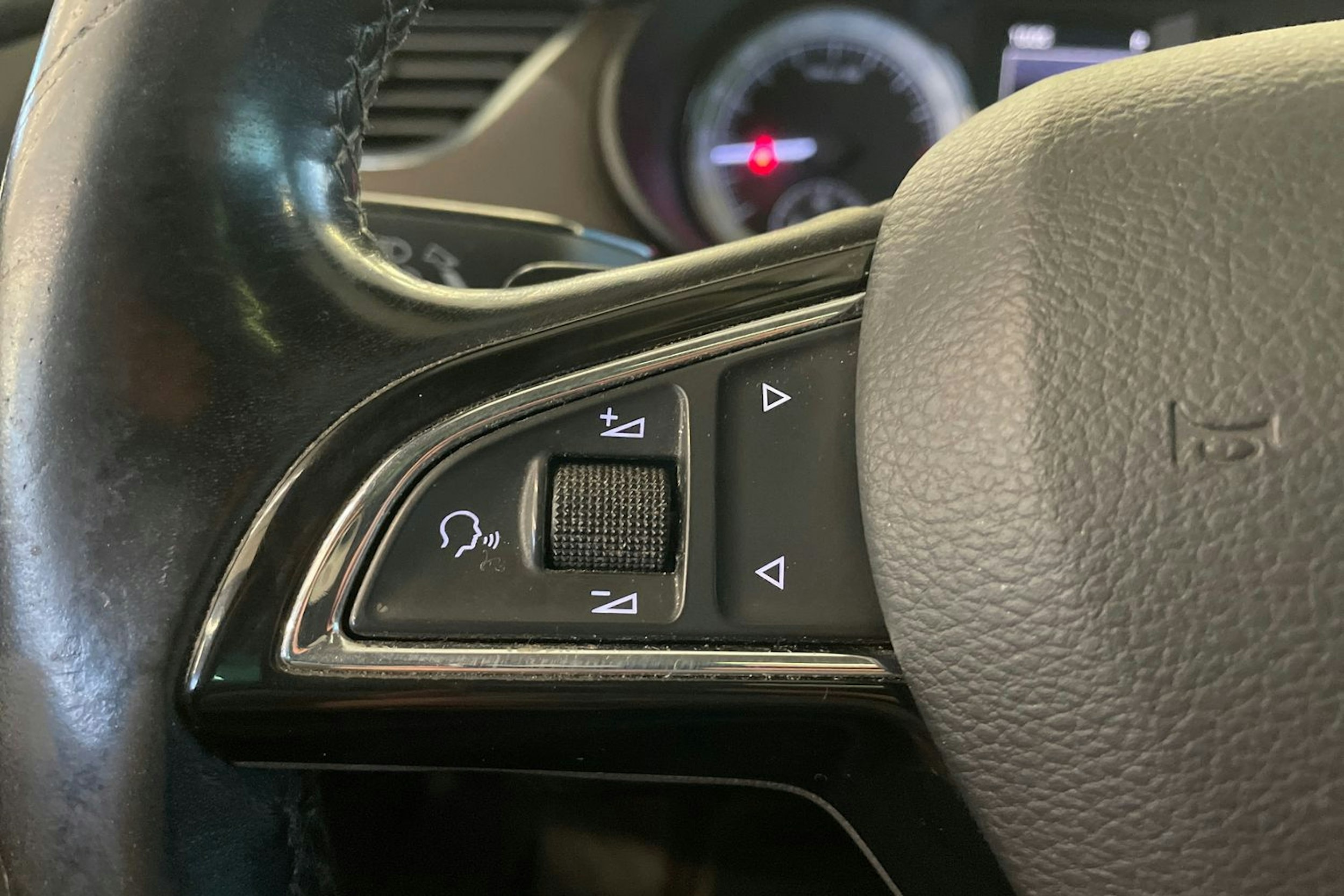 ruskea (beige) Skoda Octavia 2015 kuva 15.