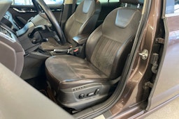 ruskea (beige) Skoda Octavia 2015 kuva 23.