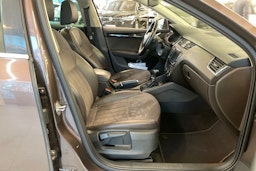 ruskea (beige) Skoda Octavia 2015 kuva 25.