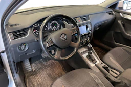 valkoinen Skoda Octavia 2015 kuva 3.