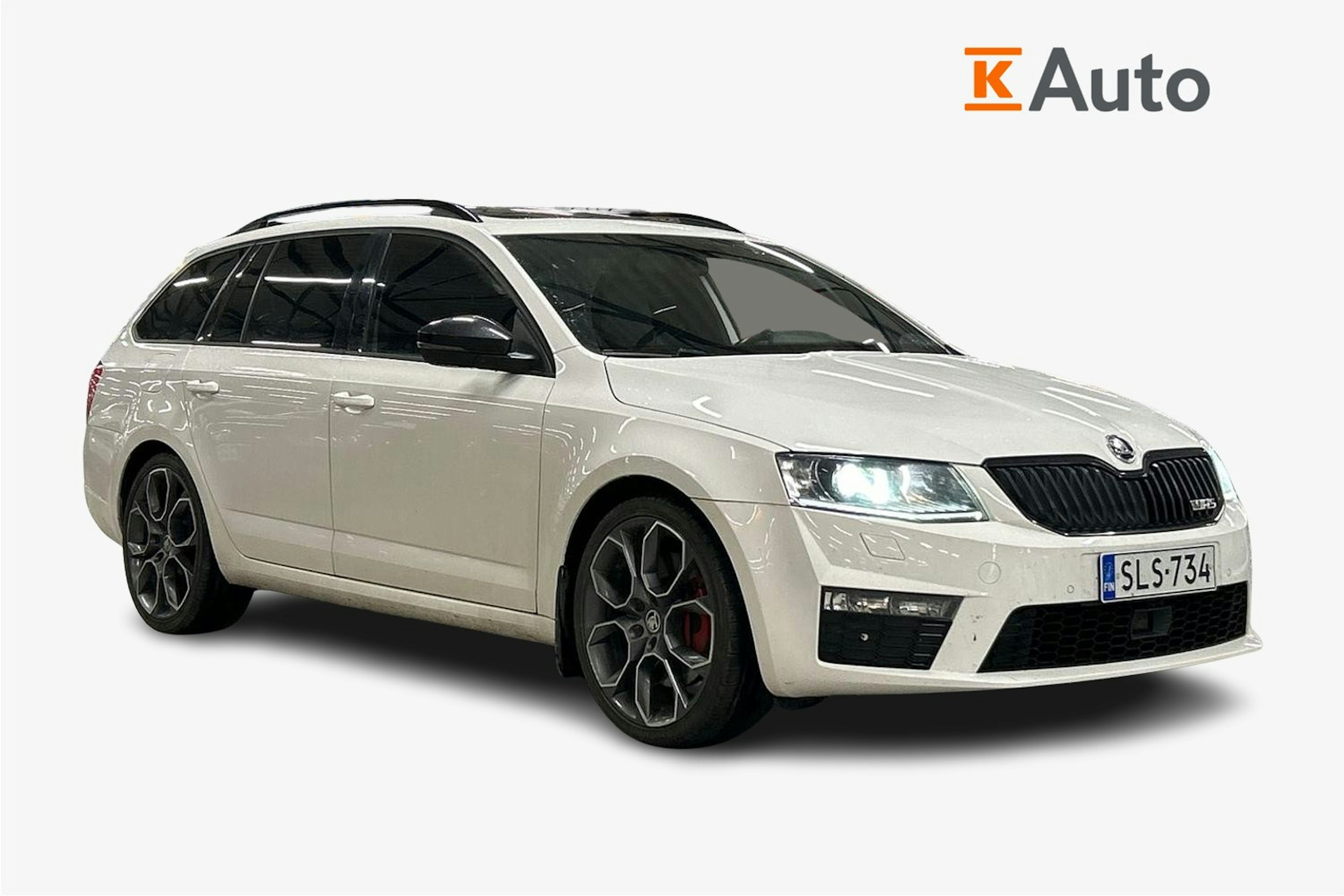 valkoinen Skoda Octavia 2015 kuva 1.