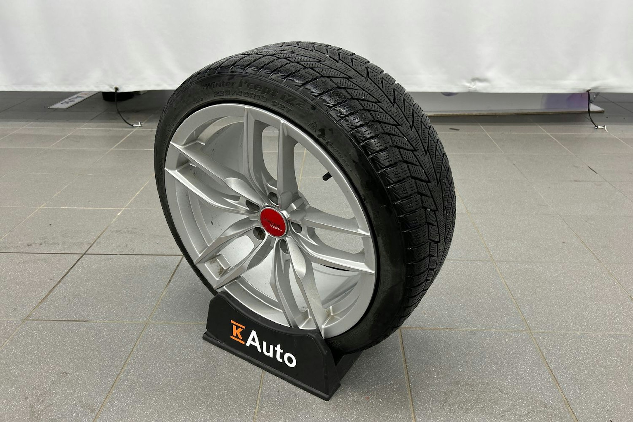 valkoinen Skoda Octavia 2015 kuva 16.