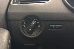 musta Skoda Octavia 2015 kuva 16.