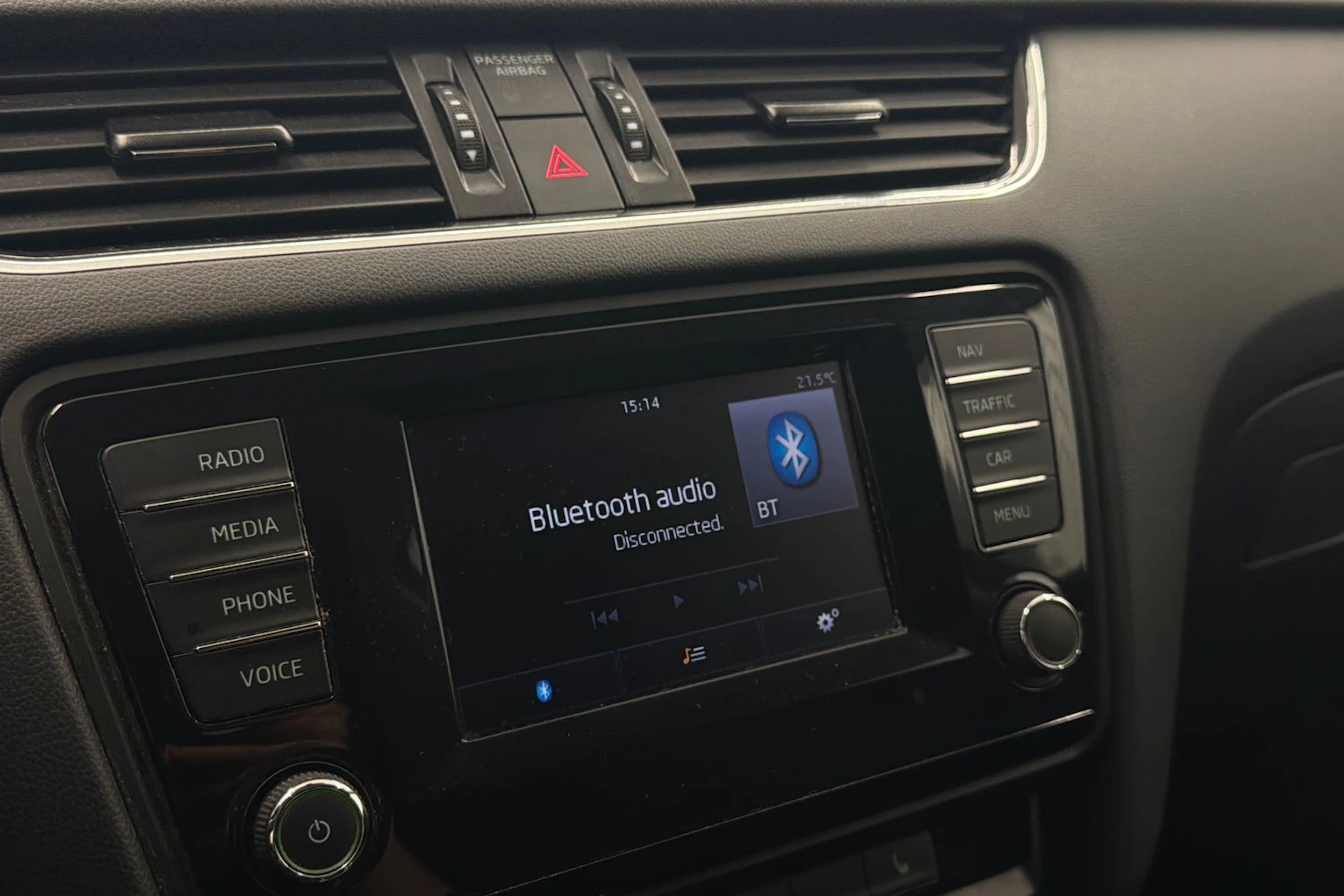 musta Skoda Octavia 2015 kuva 23.
