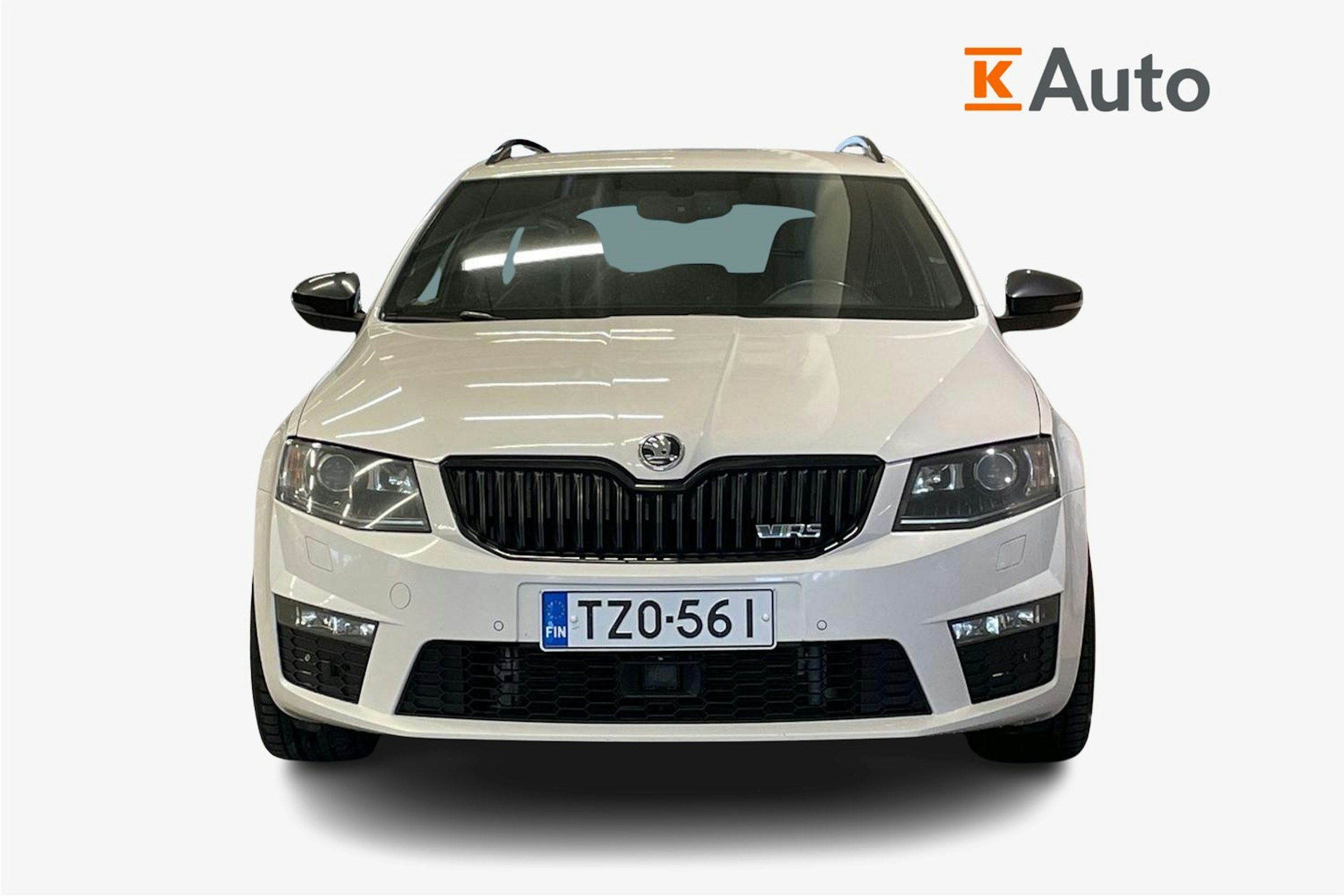 Valkoinen Skoda OCTAVIA 2015 kuva 5.