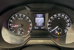 ruskea (beige) Skoda Octavia 2015 kuva 22.