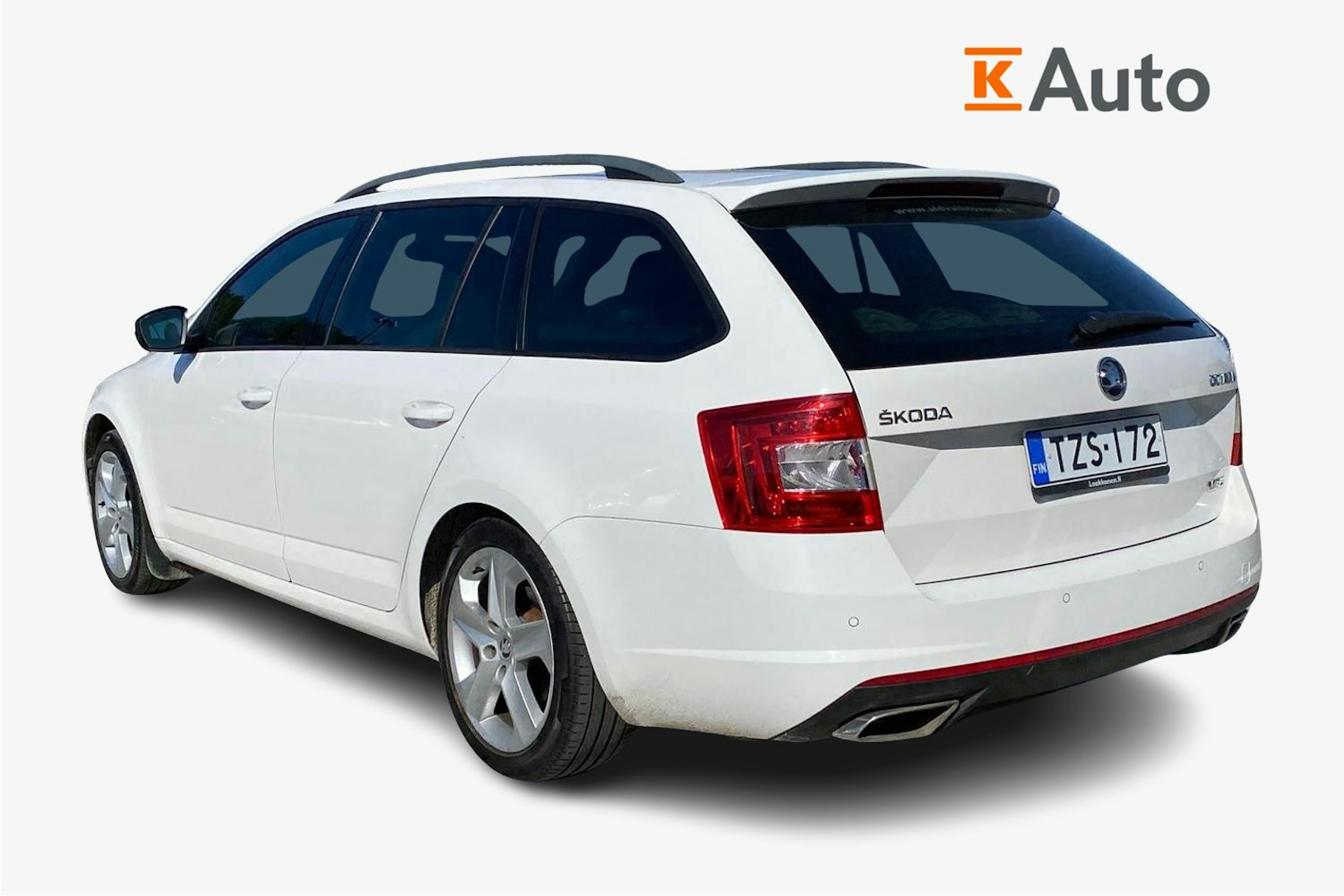 valkoinen Skoda Octavia 2015 kuva 2.