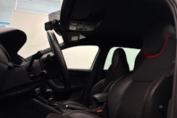 valkoinen Skoda Octavia 2015 kuva 15.