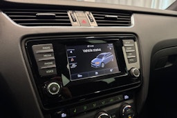 valkoinen Skoda Octavia 2015 kuva 27.