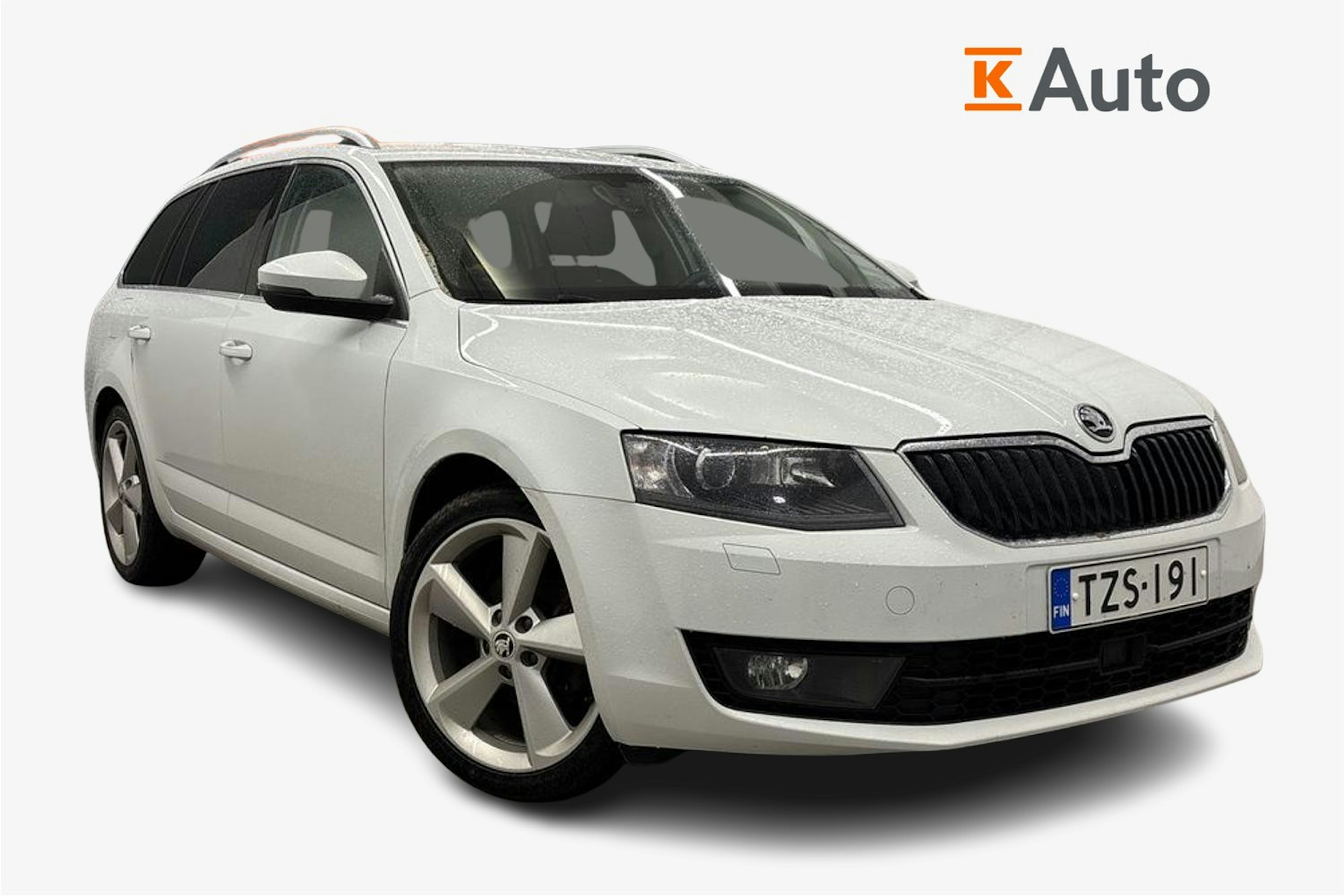 valkoinen Skoda Octavia 2015 kuva 1.