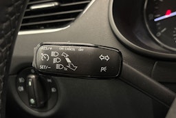 valkoinen Skoda Octavia 2015 kuva 17.