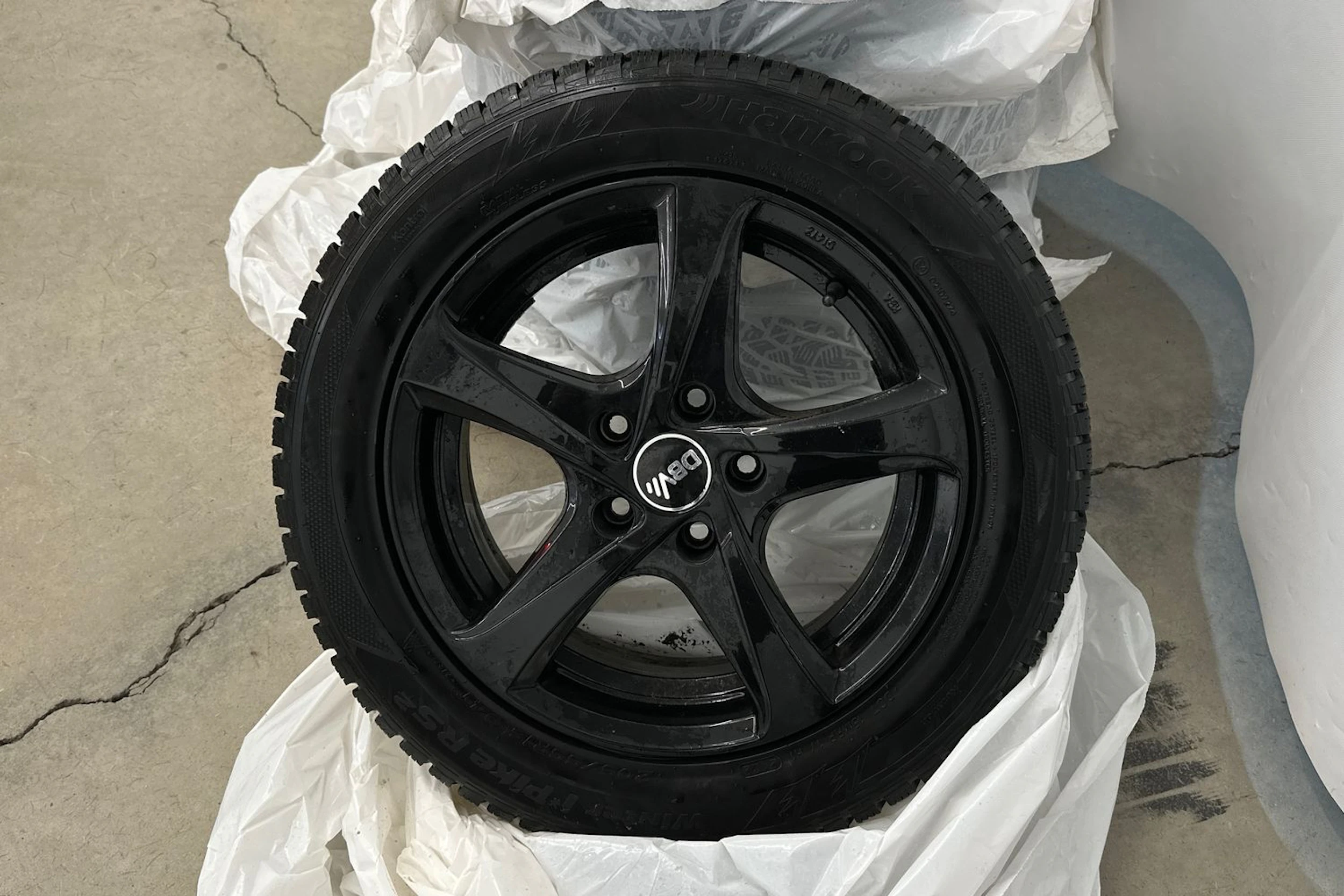 Valkoinen Skoda OCTAVIA 2016 kuva 10.