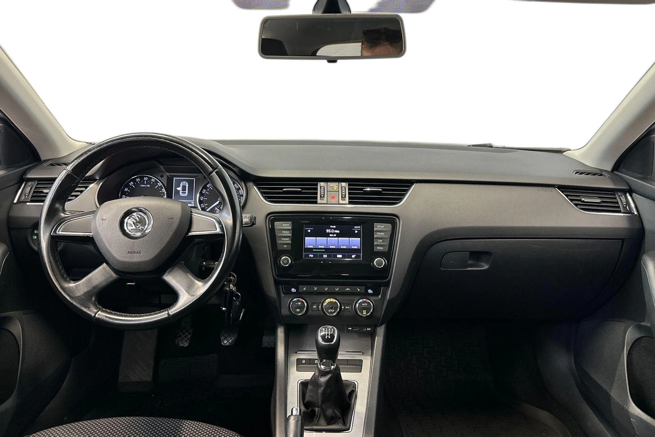 hopea Skoda Octavia 2015 kuva 9.
