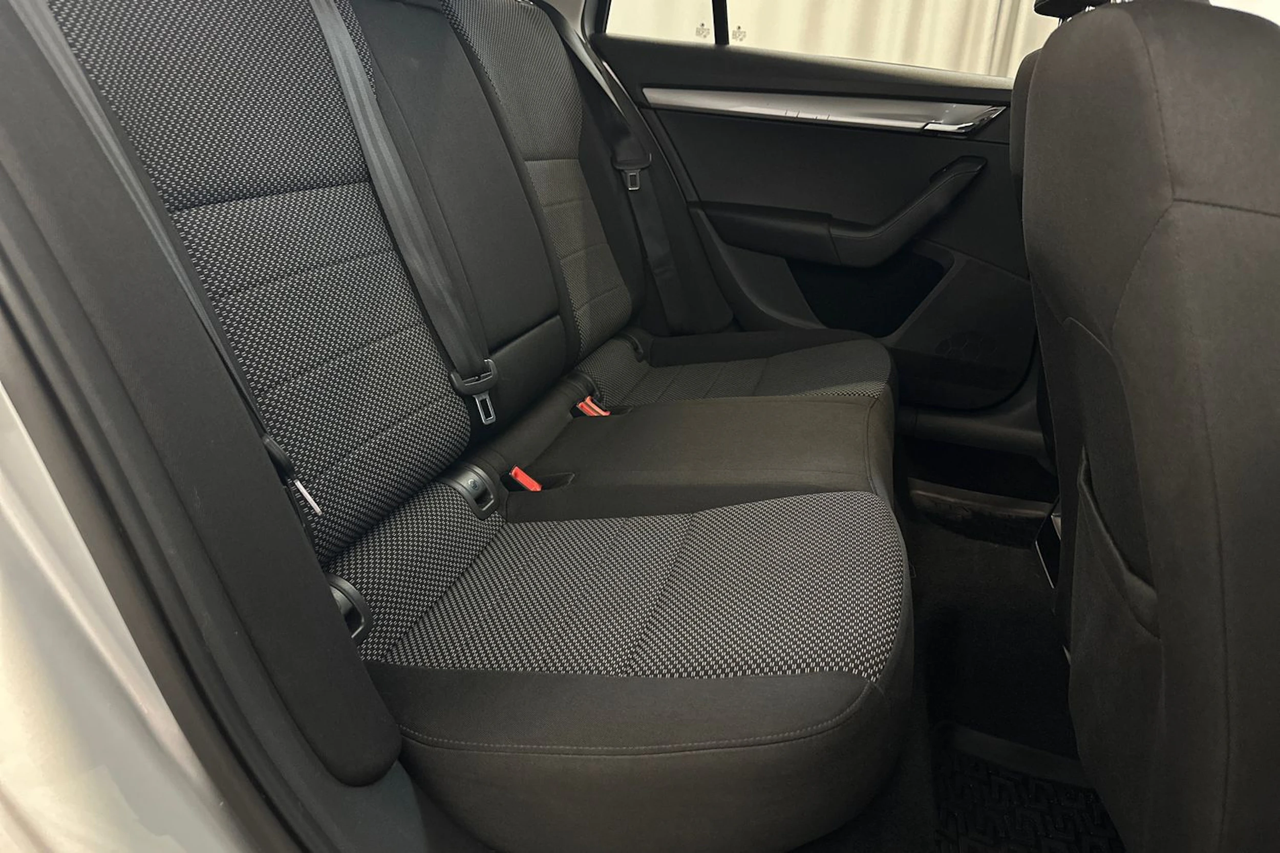 hopea Skoda Octavia 2015 kuva 10.