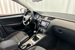 hopea Skoda Octavia 2015 kuva 12.