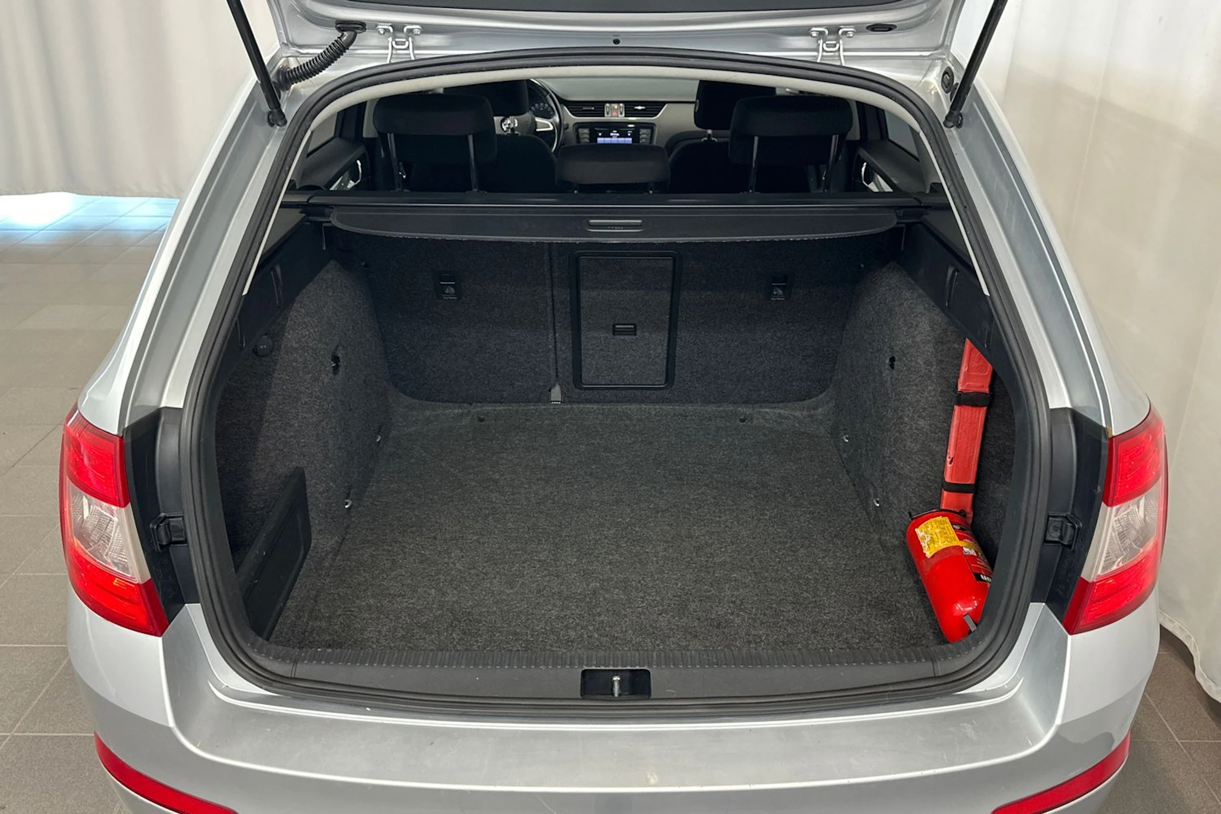 hopea Skoda Octavia 2015 kuva 13.