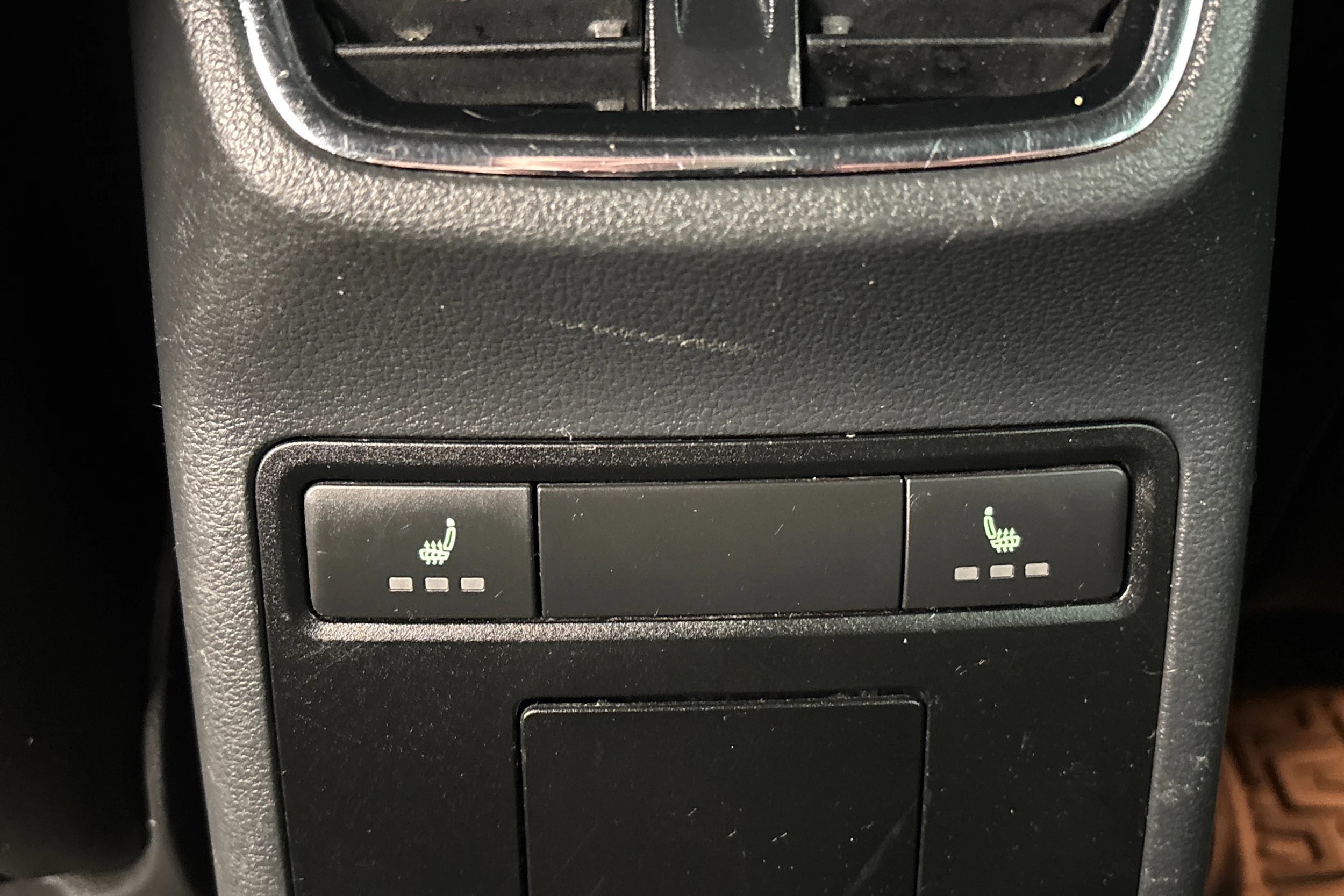 valkoinen Skoda Octavia 2015 kuva 30.