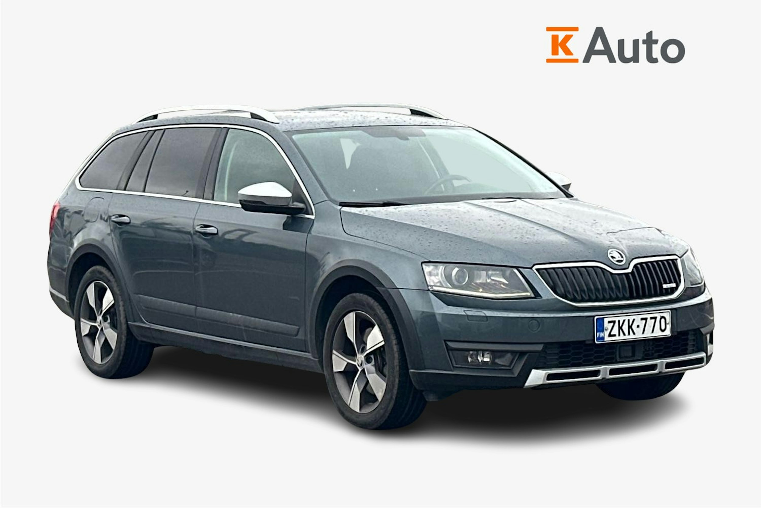 harmaa Skoda Octavia 2015 kuva 1.