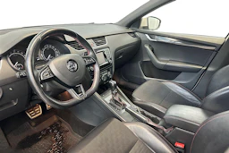 valkoinen Skoda Octavia 2015 kuva 6.
