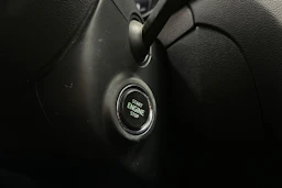 valkoinen Skoda Octavia 2015 kuva 17.