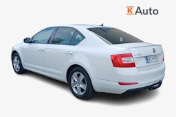 valkoinen Skoda Octavia 2016 kuva 2.