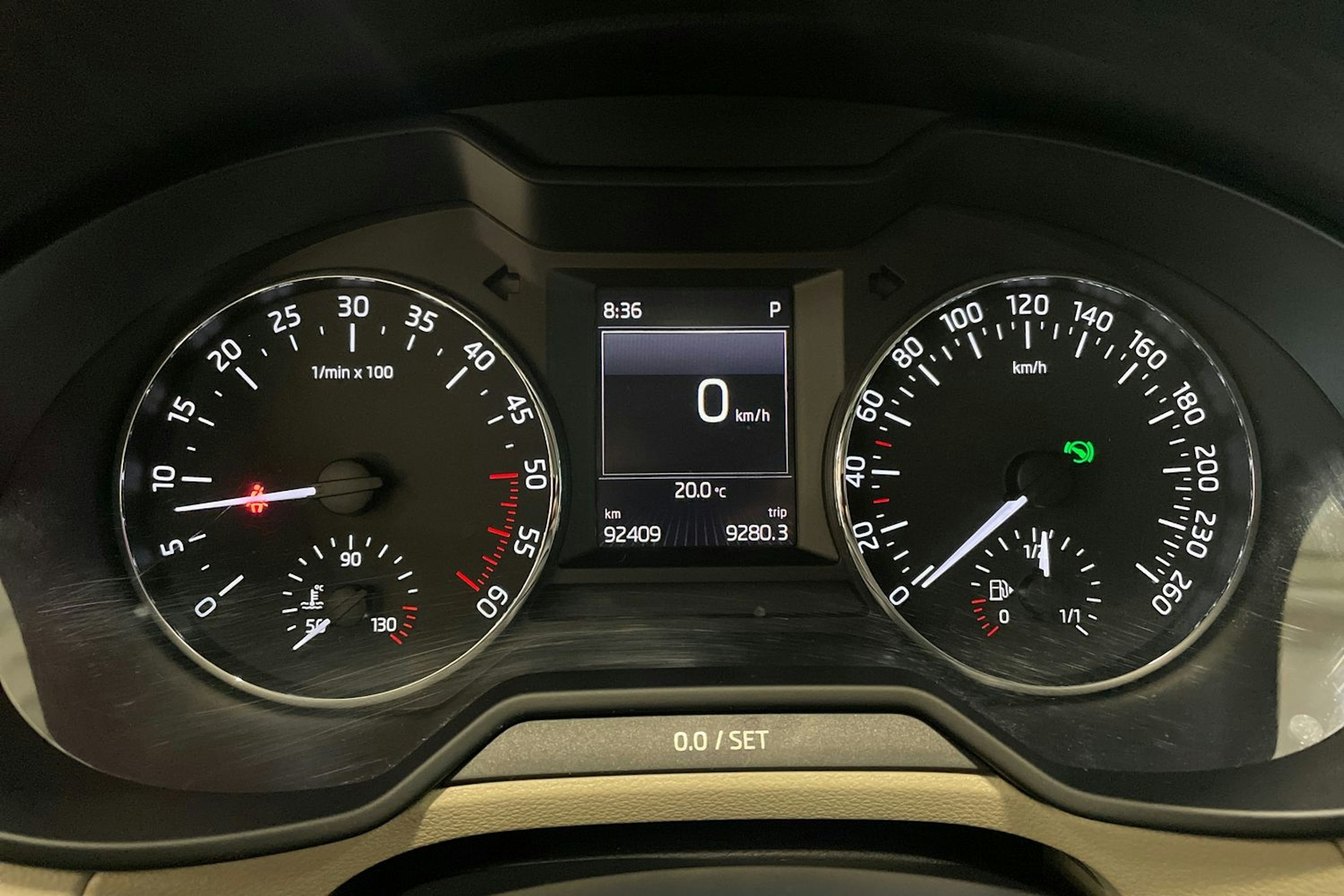 valkoinen Skoda Octavia 2017 kuva 19.