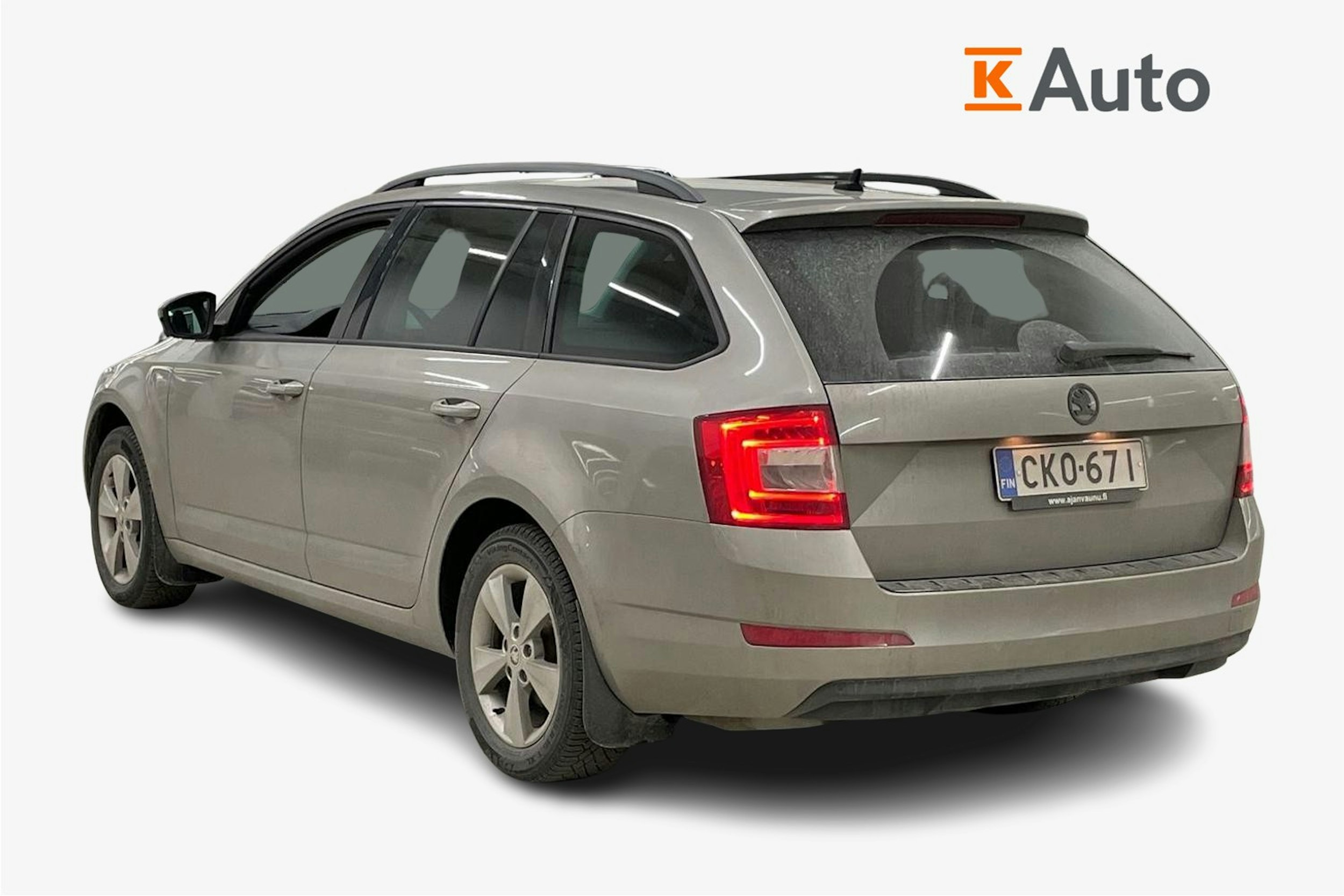 ruskea (beige) Skoda Octavia 2016 kuva 2.