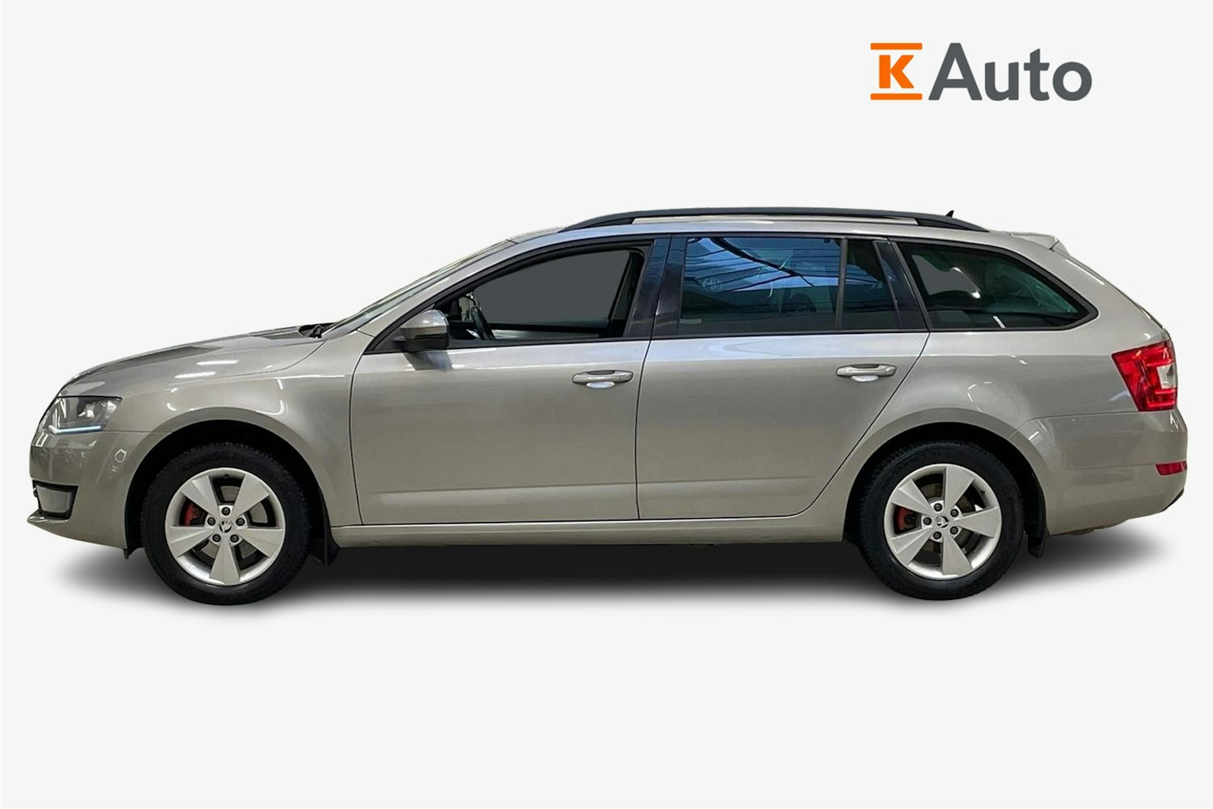 ruskea (beige) Skoda Octavia 2017 kuva 6.