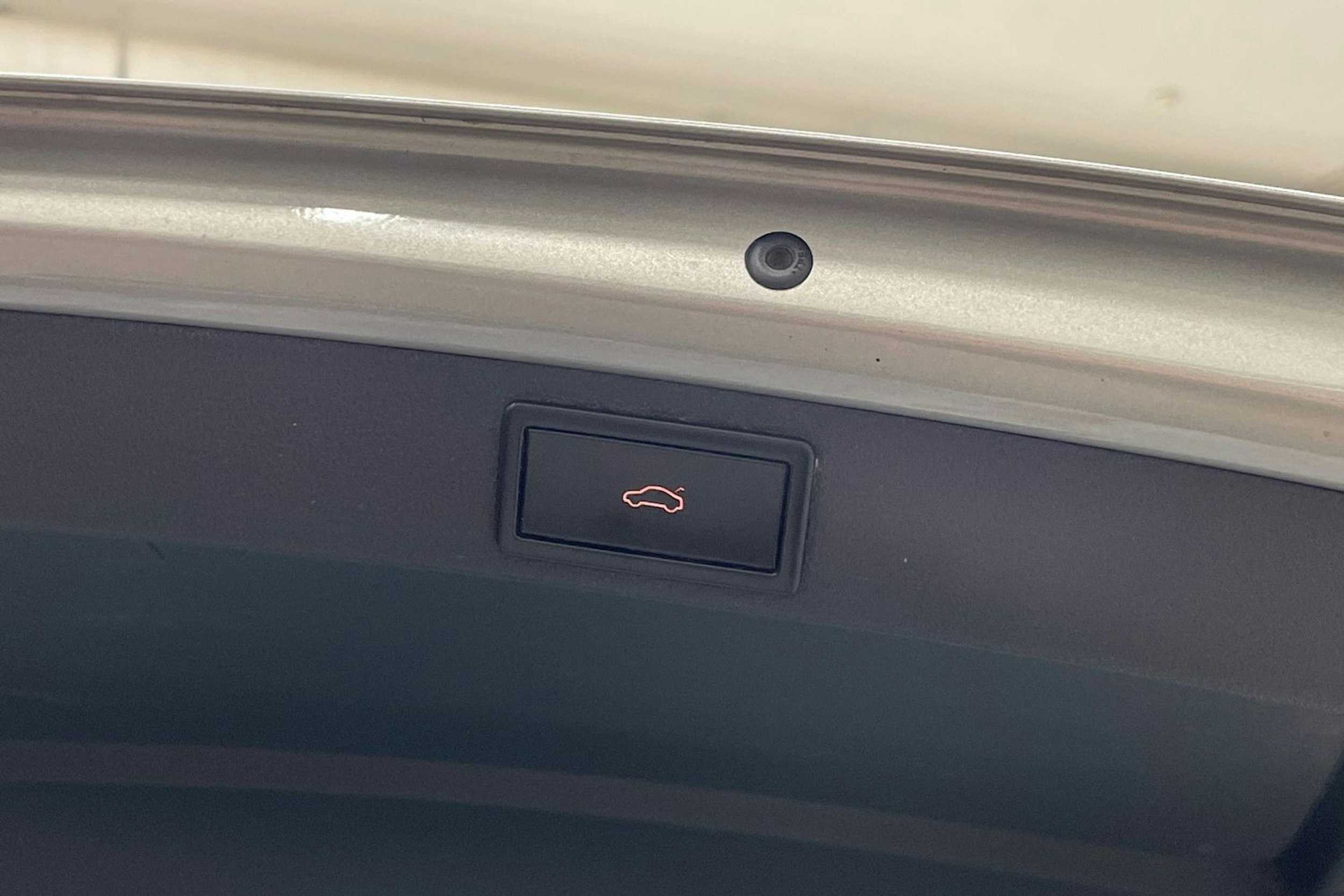 ruskea (beige) Skoda Octavia 2017 kuva 15.